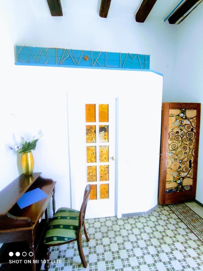 Bed and Breakfast Napoli Naif Exterior foto